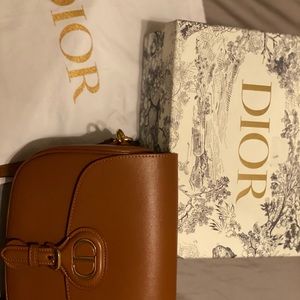 Used. 3 times. Gift from ex and want to sell asap.